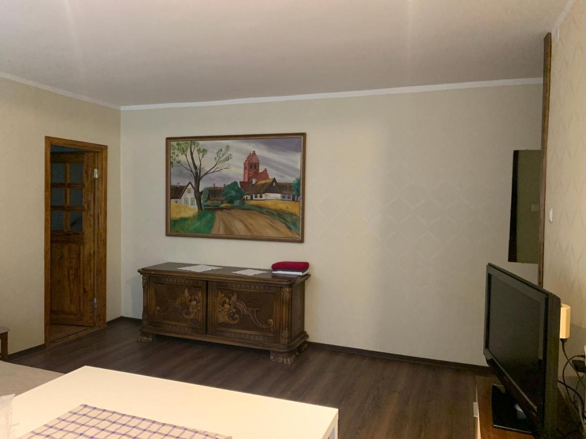 Riia 10, 2-Bedroom Apartment - 2 Big Beds 1 Extra Bed-Parking Free Tartu Bagian luar foto